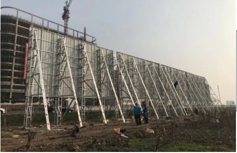 禄丰凯创教你怎样选择户外广告牌的最佳位置